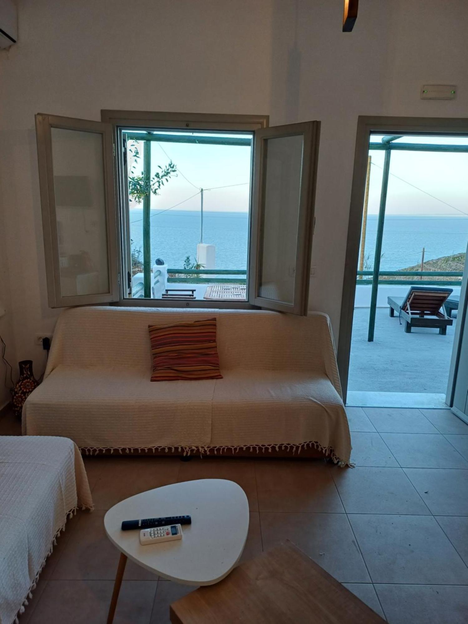 'Irene' Cycladic House With Sunrise And Sea View! Foinikiá Exterior foto
