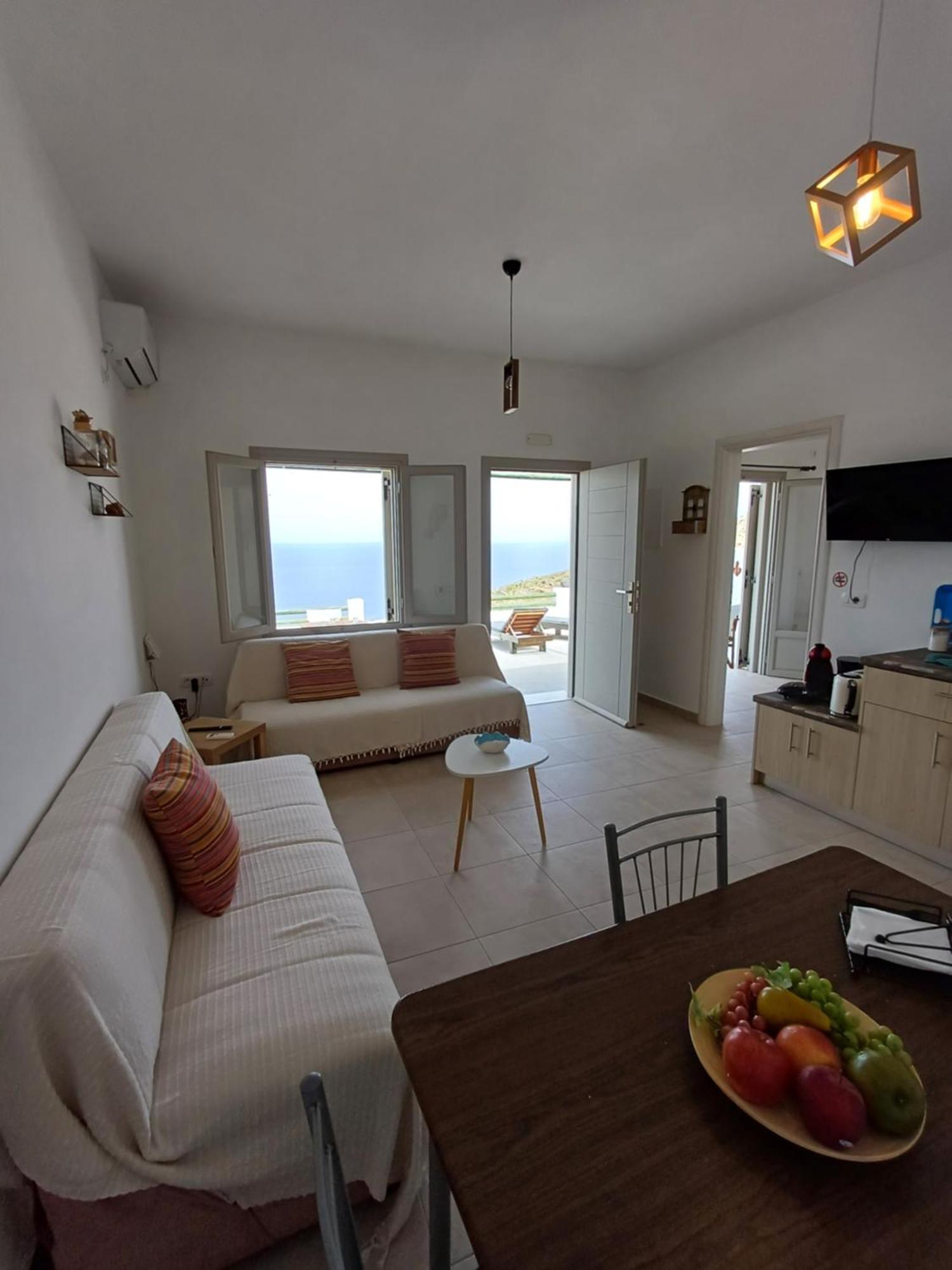 'Irene' Cycladic House With Sunrise And Sea View! Foinikiá Exterior foto