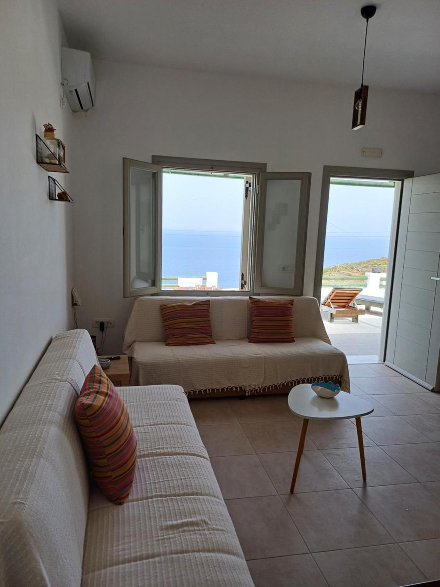 'Irene' Cycladic House With Sunrise And Sea View! Foinikiá Exterior foto